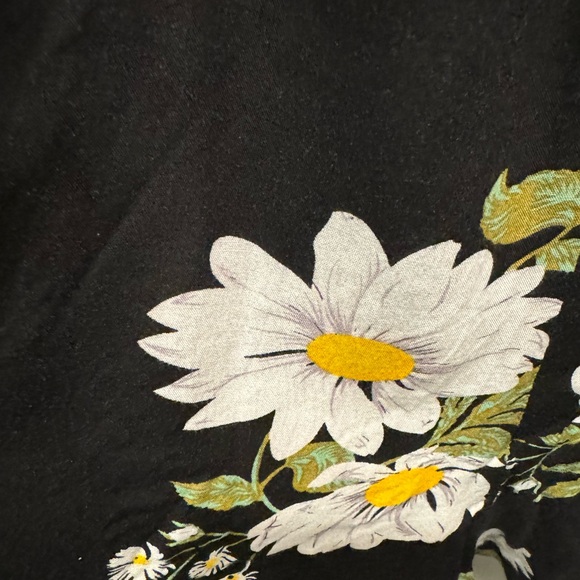 3X Playsuit/Jumper/Romper Black with Daisies Shorts & Tank - Picture 2 of 3